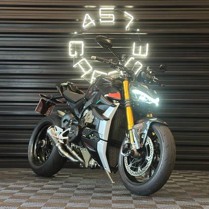 DUCATI STREETFIGHTER V4 S DUCATI STREETFIGHTER V4 S